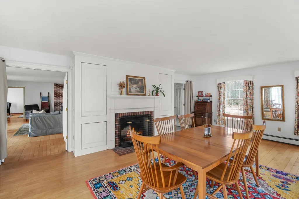 46 River Edge Drive Woolwich ME 04579