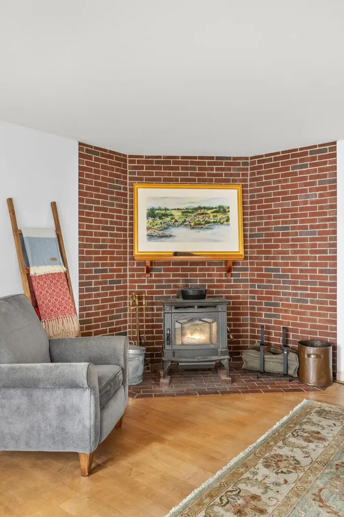 46 River Edge Drive Woolwich ME 04579