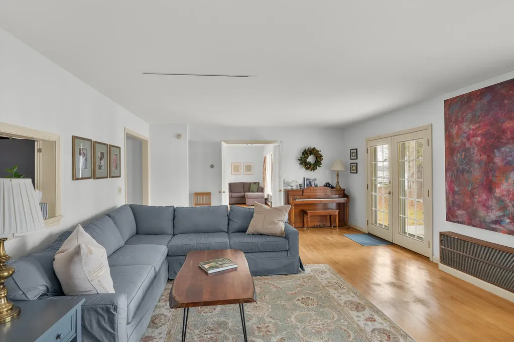 46 River Edge Drive Woolwich ME 04579