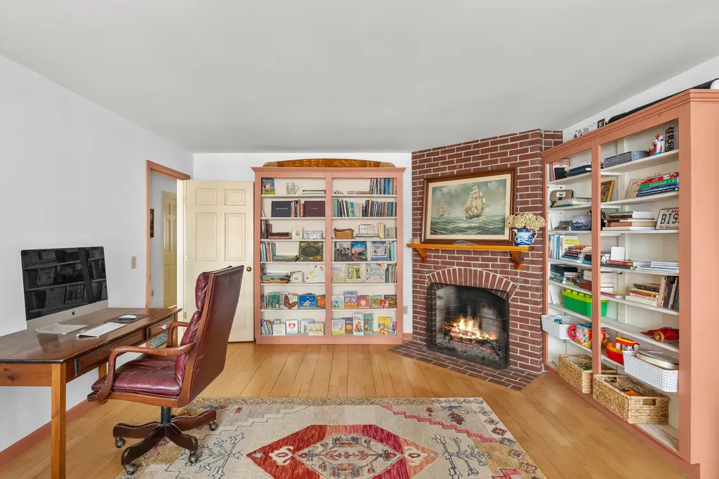 46 River Edge Drive Woolwich ME 04579