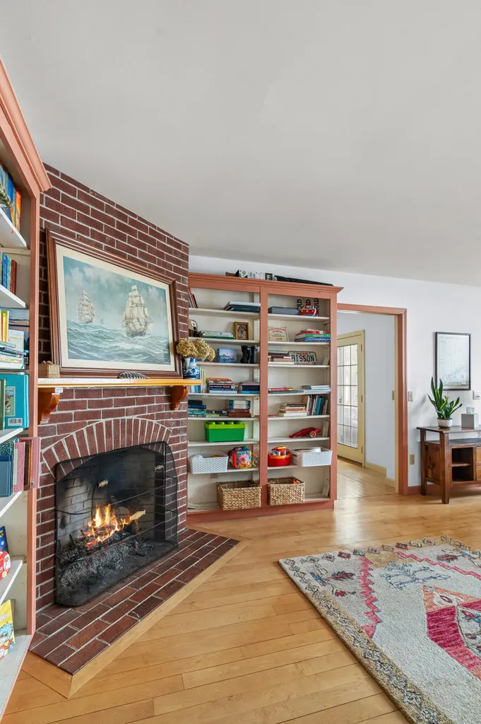 46 River Edge Drive Woolwich ME 04579