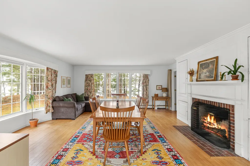 46 River Edge Drive Woolwich ME 04579