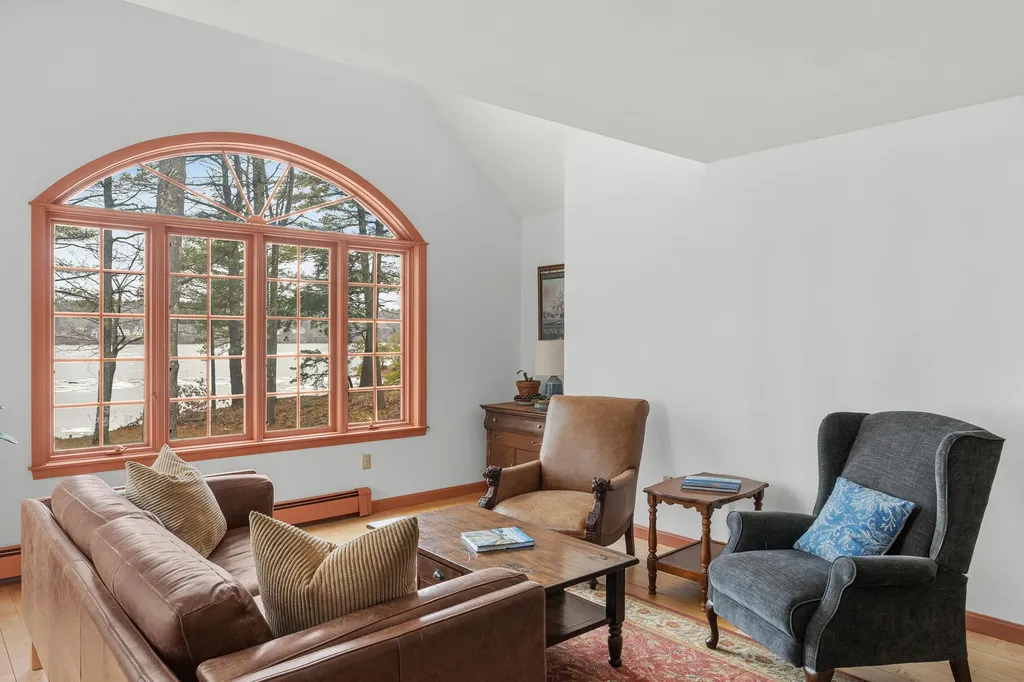 46 River Edge Drive Woolwich ME 04579
