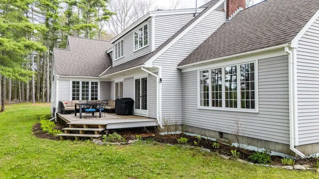 46 River Edge Drive Woolwich ME 04579
