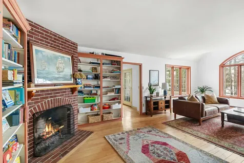 46 River Edge Drive Woolwich ME 04579
