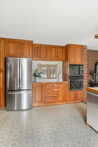 46 River Edge Drive Woolwich ME 04579
