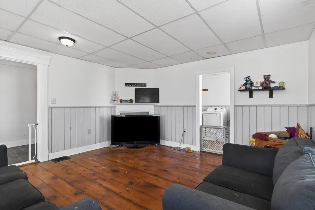100 Route 133 Winthrop ME 04364
