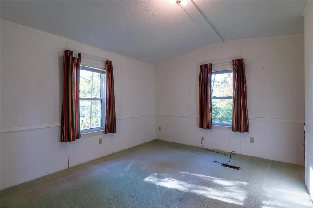 46 Cedar Drive Warren ME 04864