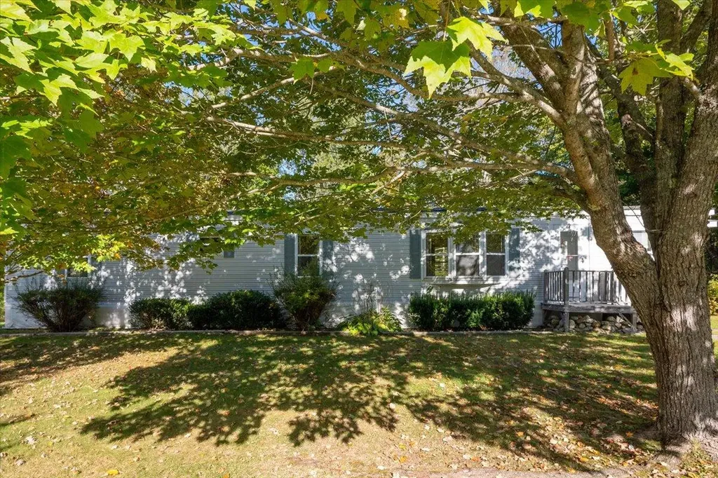 46 Cedar Drive Warren ME 04864
