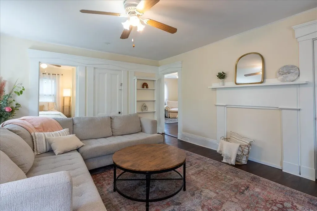 13 Mcmullen Avenue Tremont ME 04653