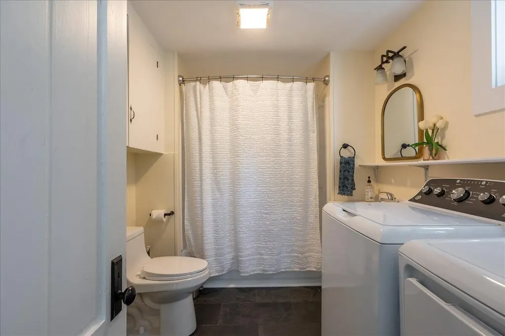 13 Mcmullen Avenue Tremont ME 04653