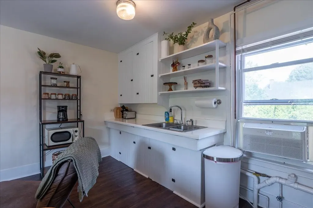 13 Mcmullen Avenue Tremont ME 04653