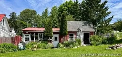 13 Mcmullen Avenue Tremont ME 04653