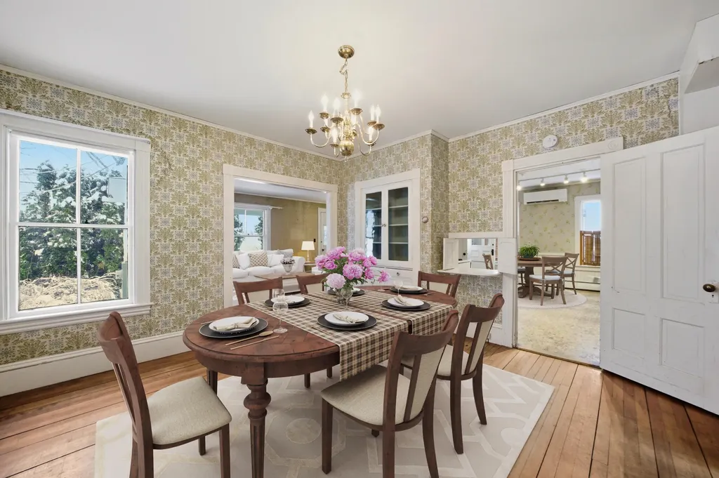 103 Chestnut Street Camden ME 04843