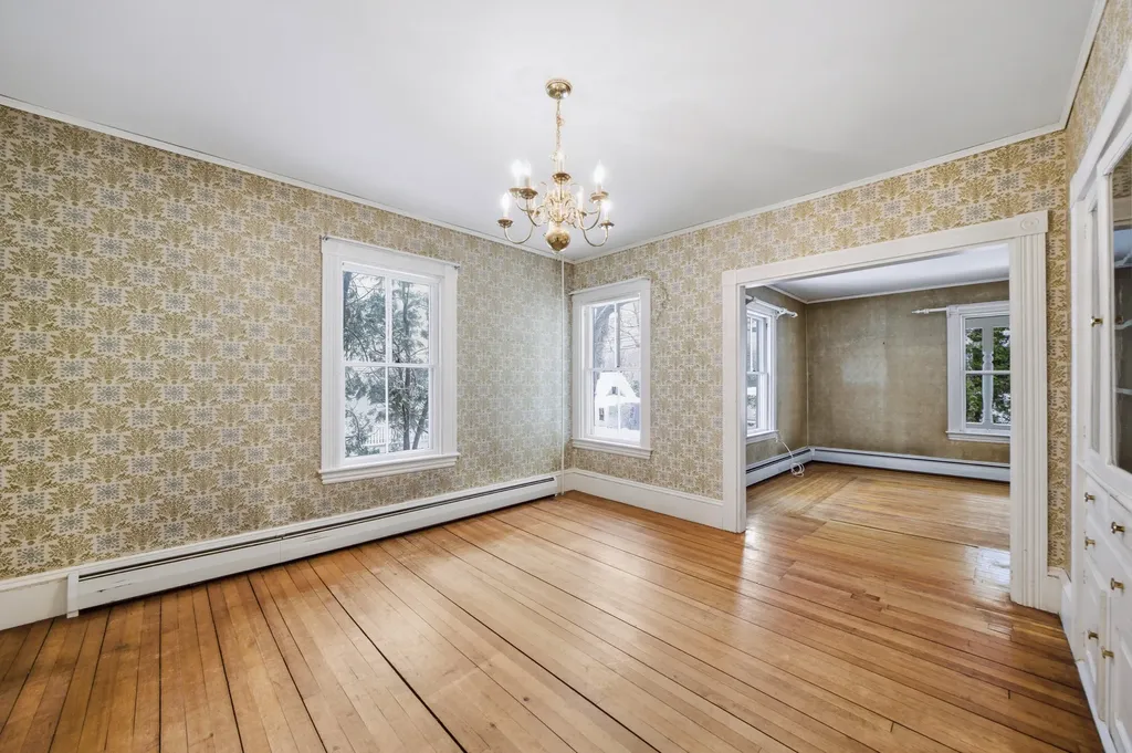 103 Chestnut Street Camden ME 04843