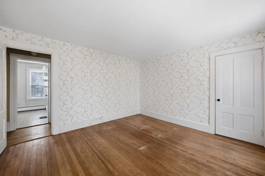 103 Chestnut Street Camden ME 04843