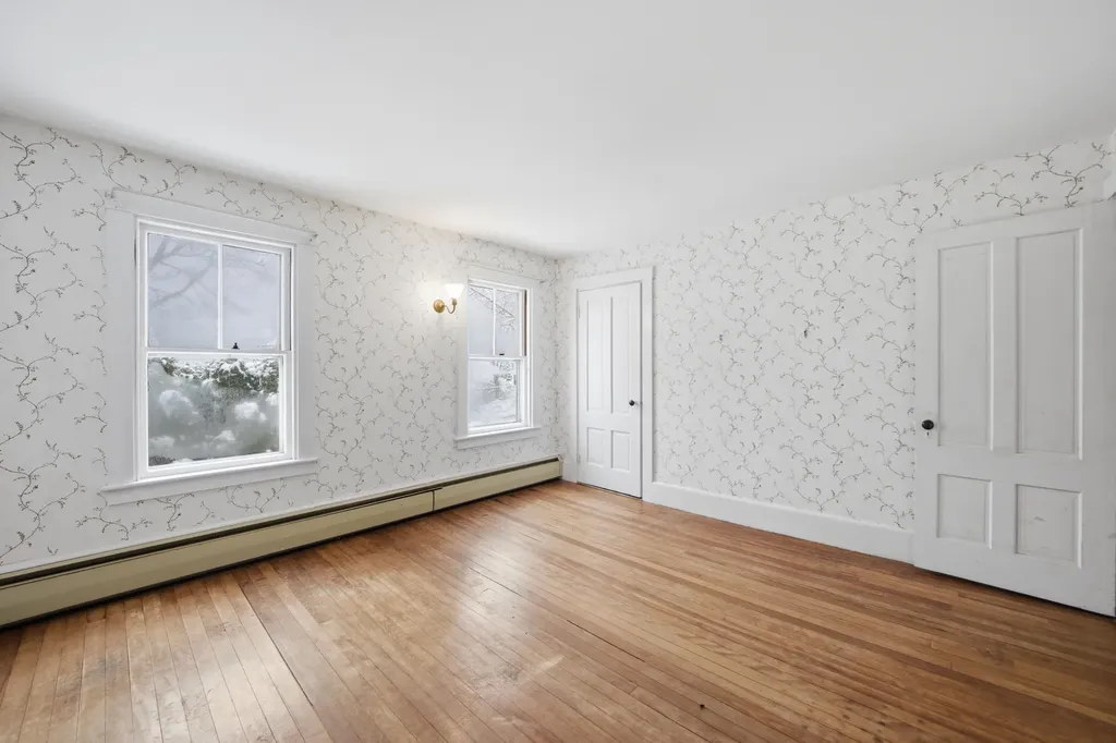 103 Chestnut Street Camden ME 04843