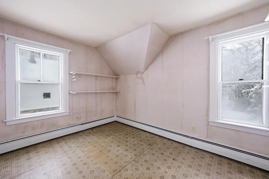 103 Chestnut Street Camden ME 04843