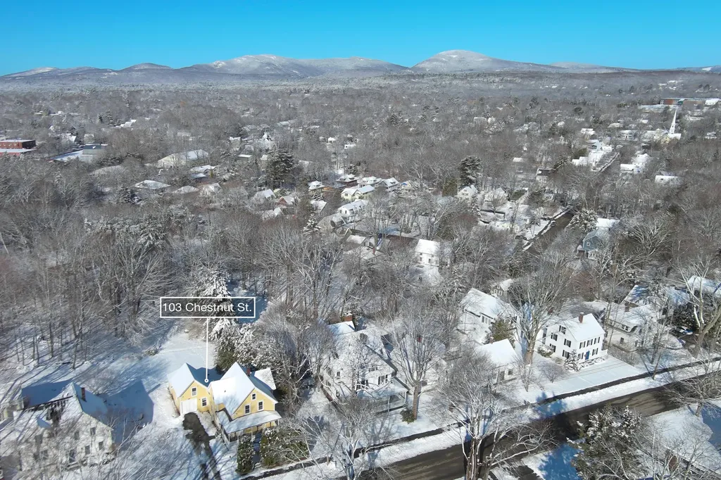 103 Chestnut Street Camden ME 04843