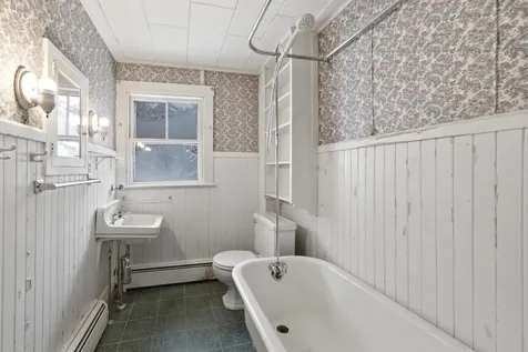 103 Chestnut Street Camden ME 04843