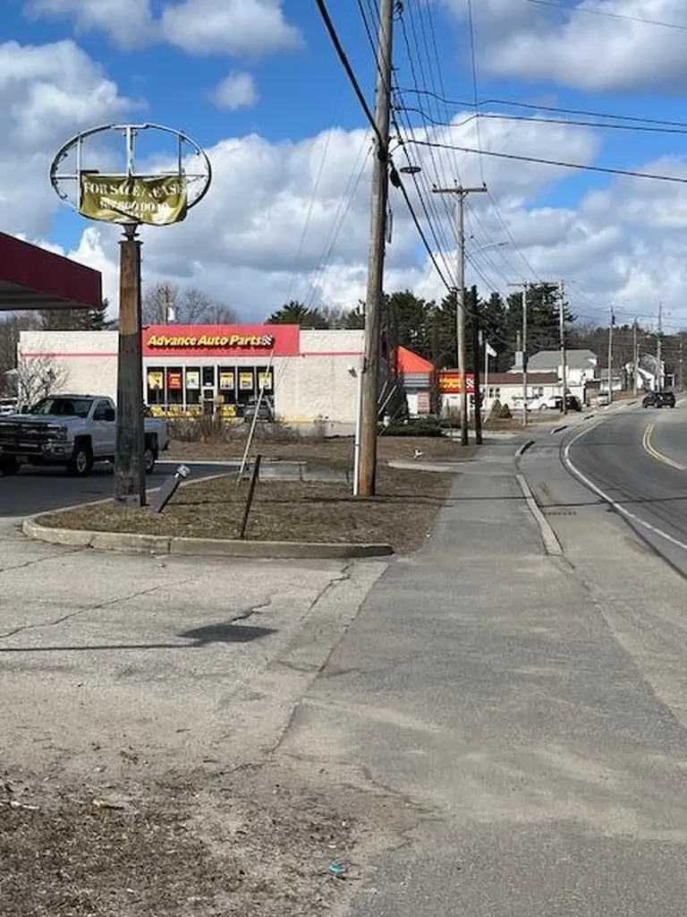1115 Main Street Sanford ME 04073