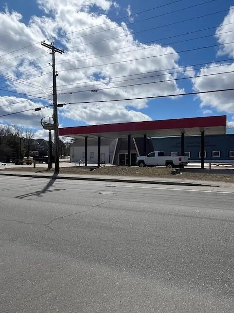 1115 Main Street Sanford ME 04073