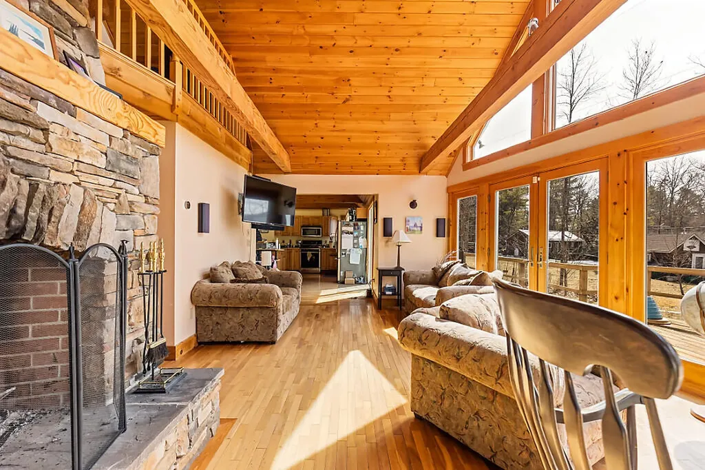 72 Jones Road Vassalboro ME 04989