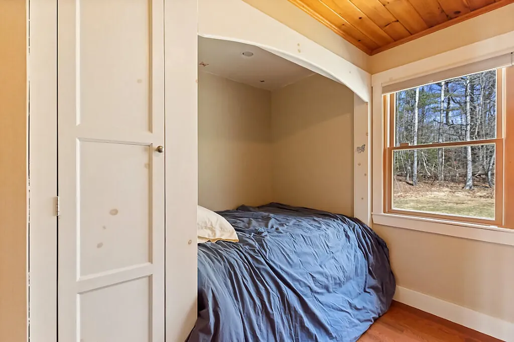 72 Jones Road Vassalboro ME 04989