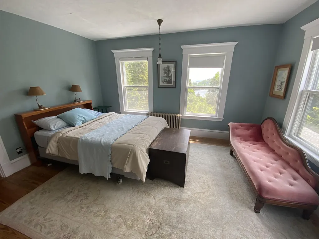 31 Green Head Lane Stonington ME 04681
