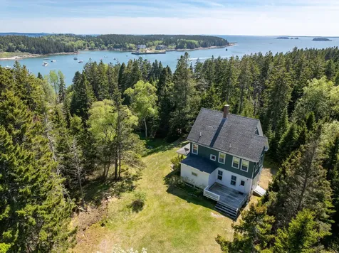 31 Green Head Lane Stonington ME 04681