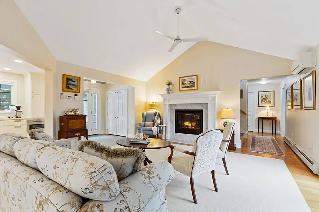 44 Island View Lane Brunswick ME 04011