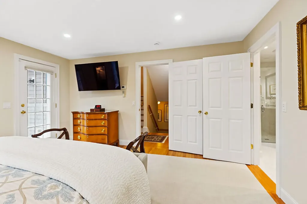 44 Island View Lane Brunswick ME 04011