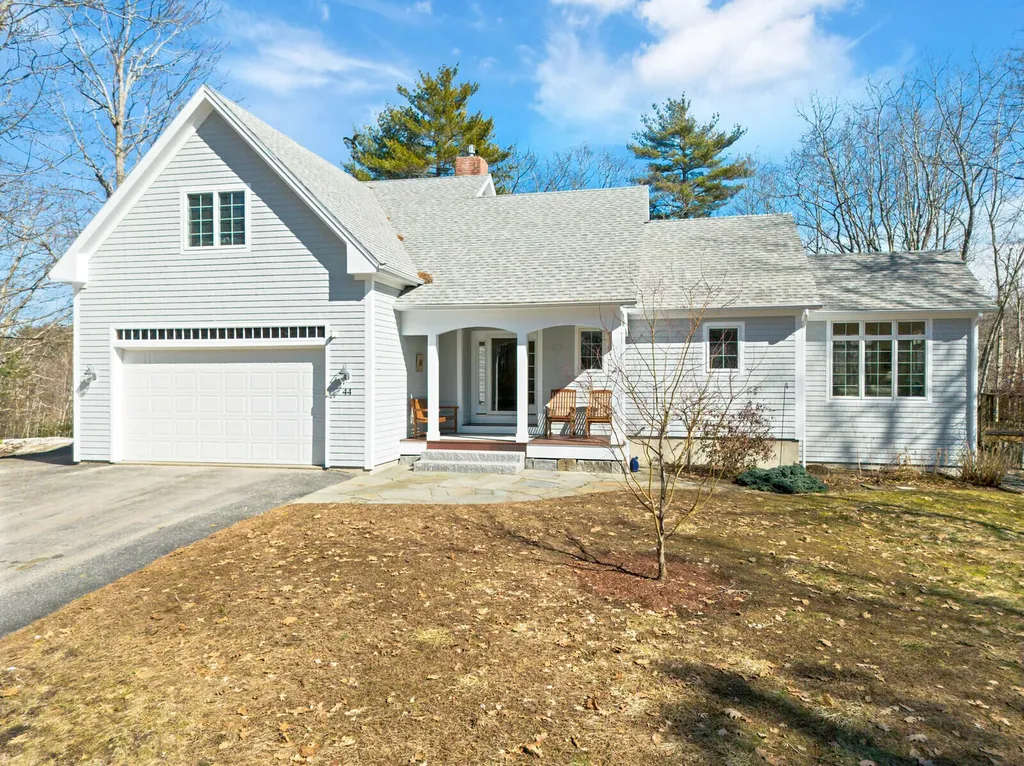 44 Island View Lane Brunswick ME 04011