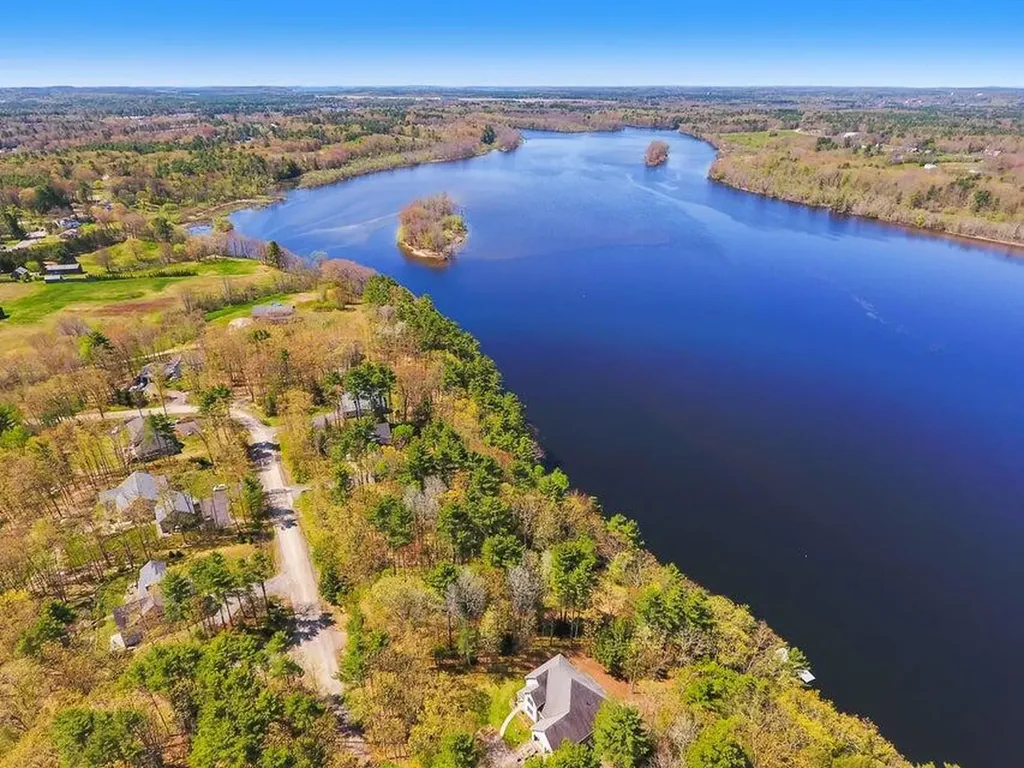 44 Island View Lane Brunswick ME 04011