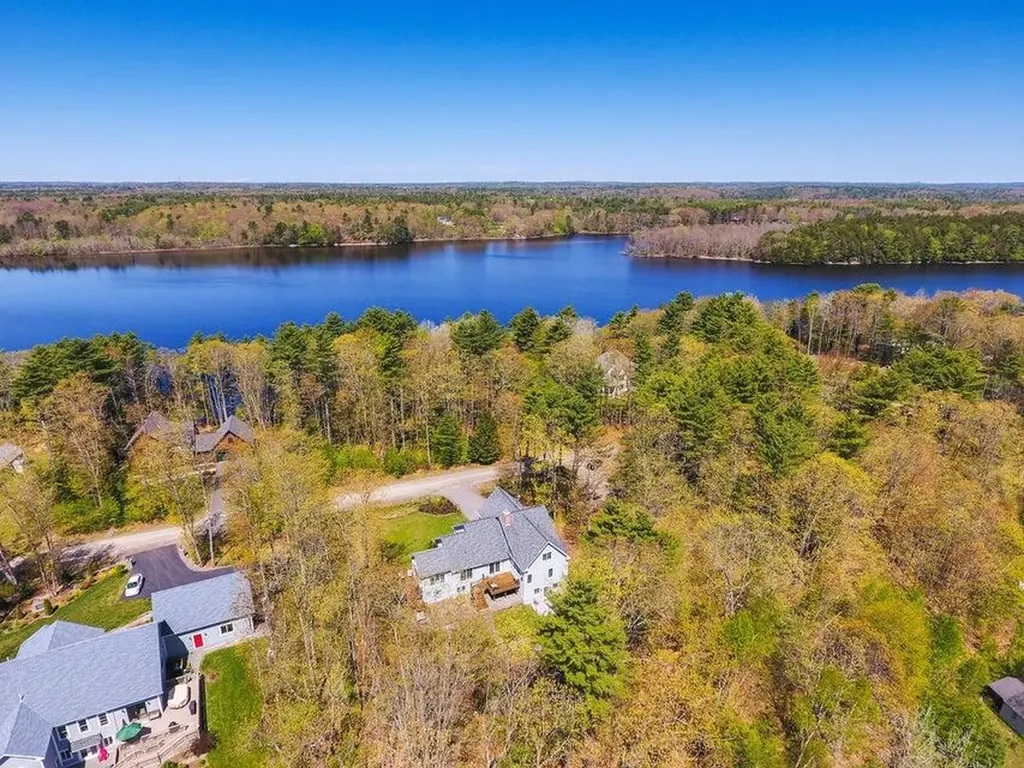 44 Island View Lane Brunswick ME 04011