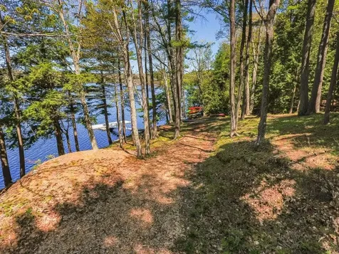 44 Island View Lane Brunswick ME 04011