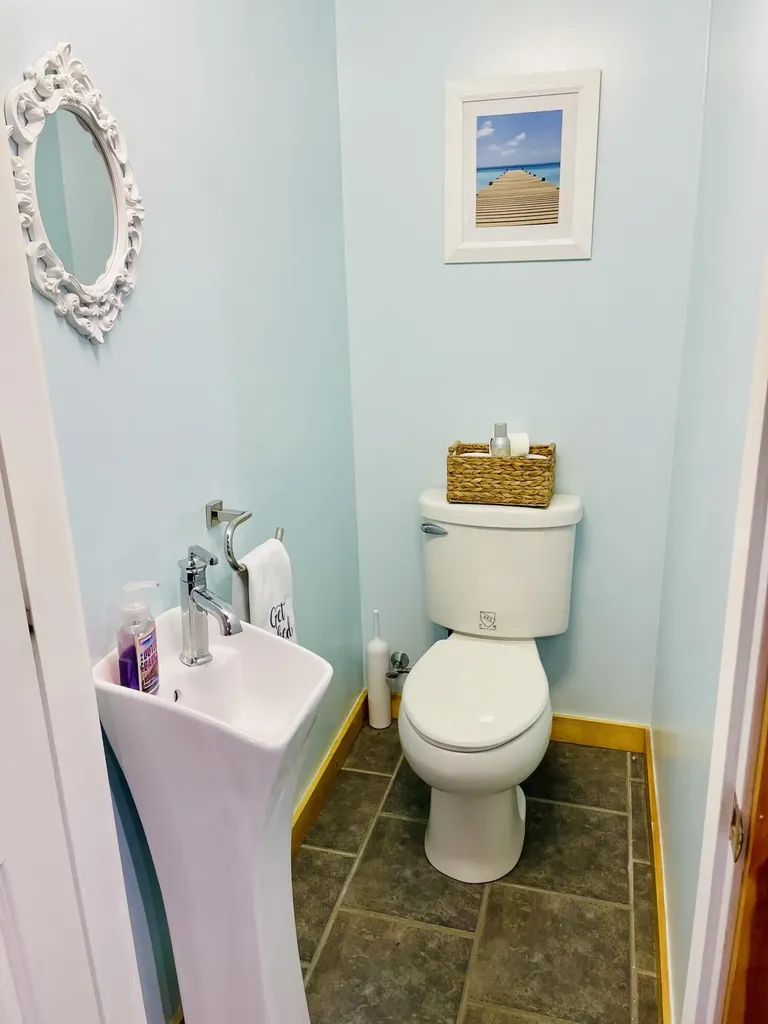 17 Rainbow Way Greenville ME 04441