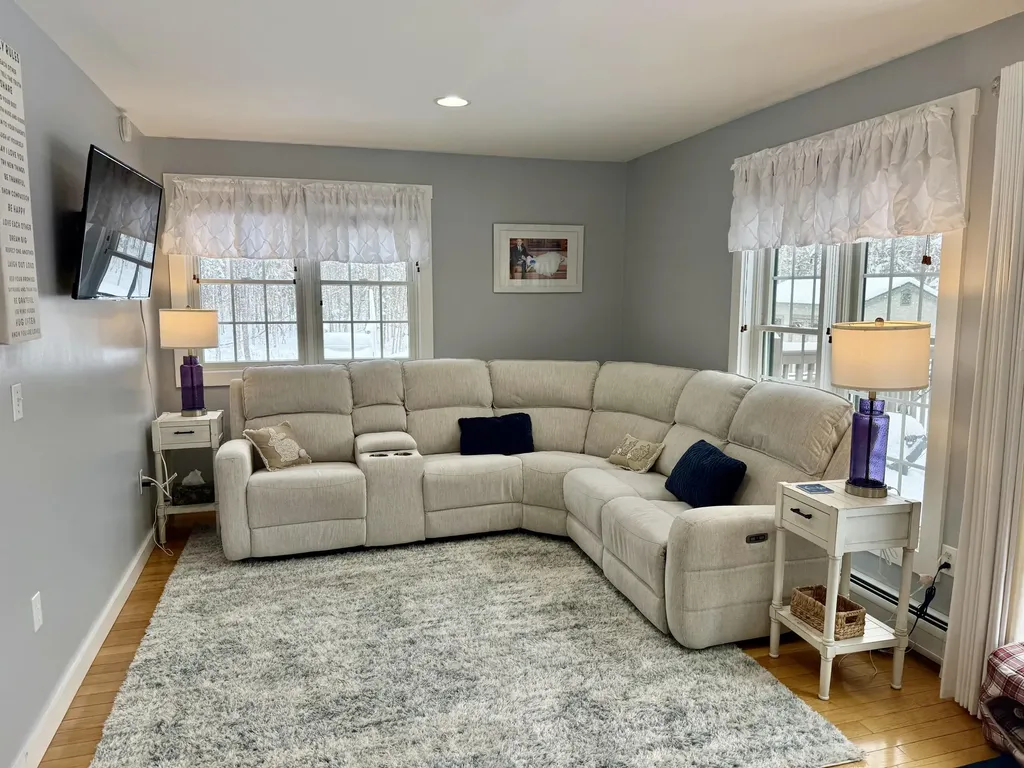 17 Rainbow Way Greenville ME 04441