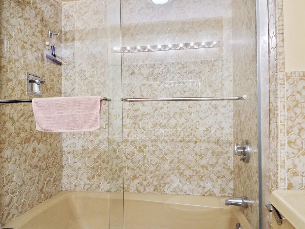 60 Abena Shore Belgrade ME 04917