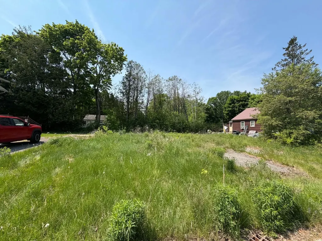 10 Hersey Avenue Bangor ME 04401
