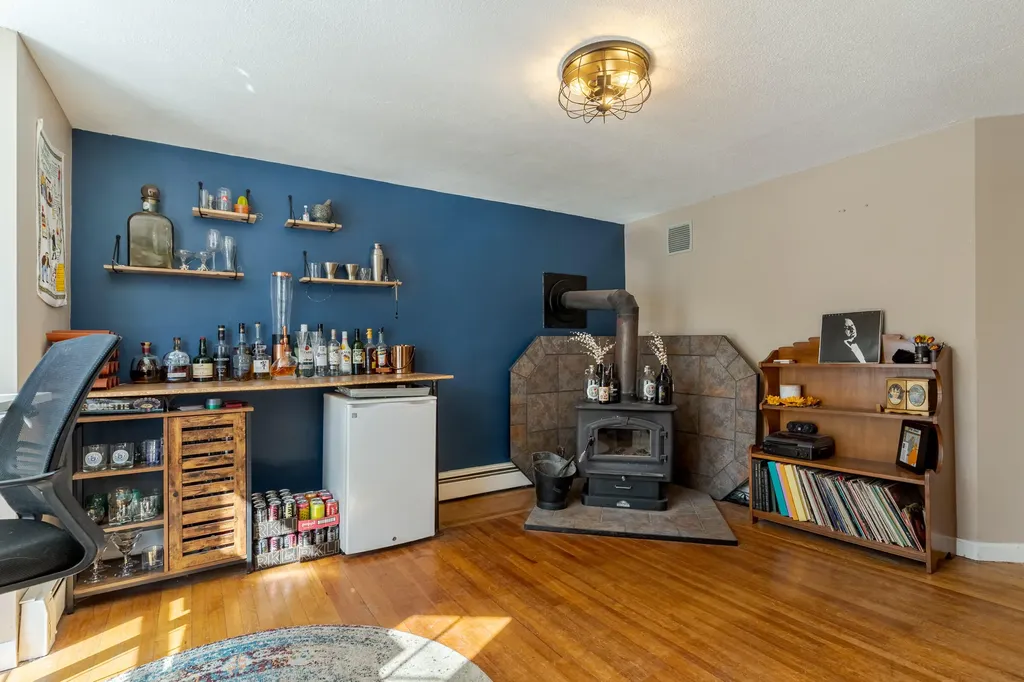 8 Park Avenue Saco ME 04072