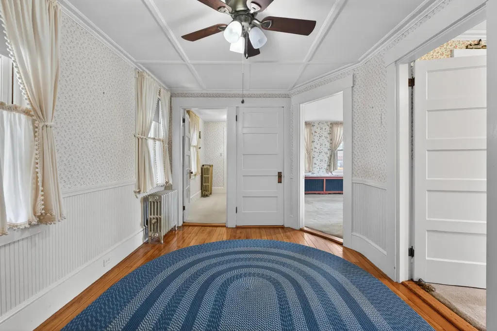 13 Grove Avenue Sanford ME 04073