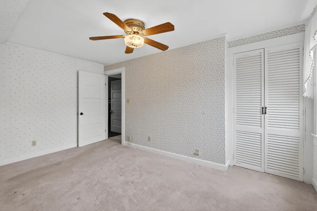 13 Grove Avenue Sanford ME 04073