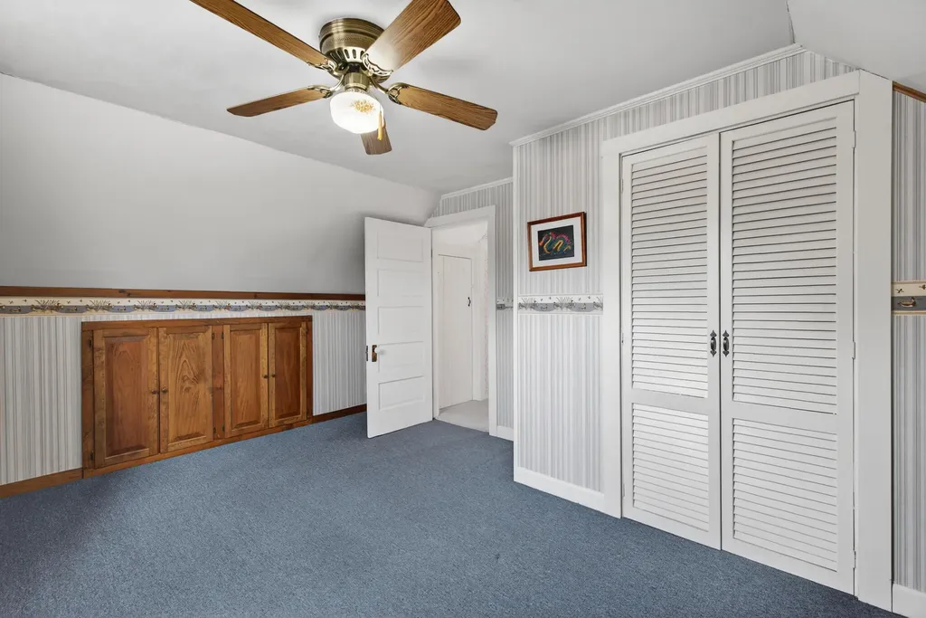 13 Grove Avenue Sanford ME 04073
