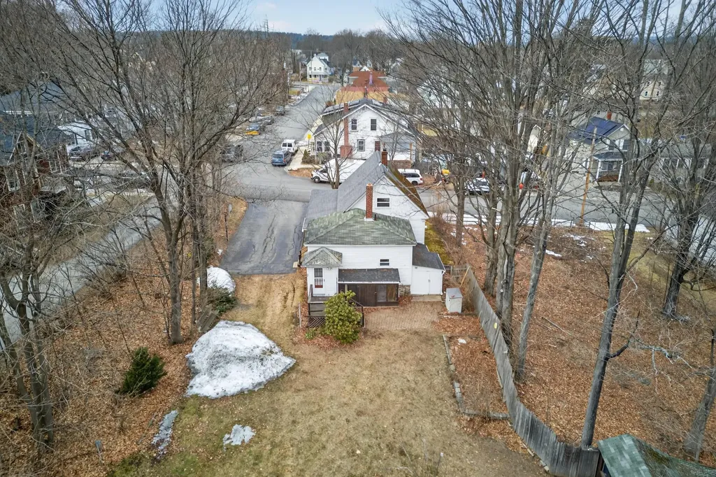 13 Grove Avenue Sanford ME 04073