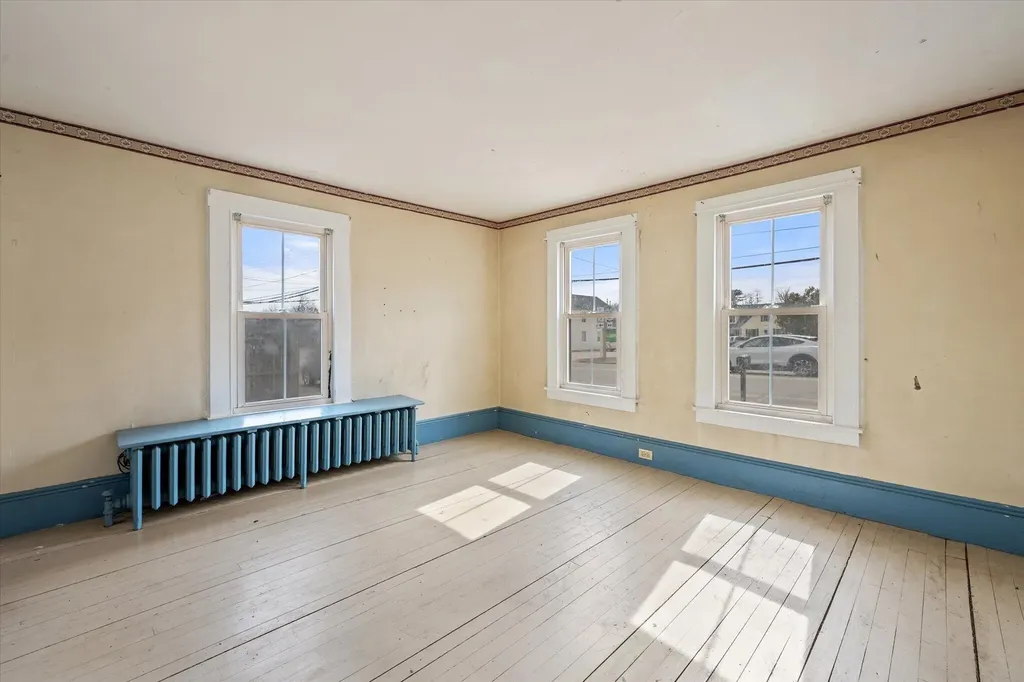 12 Western Avenue Hampden ME 04444