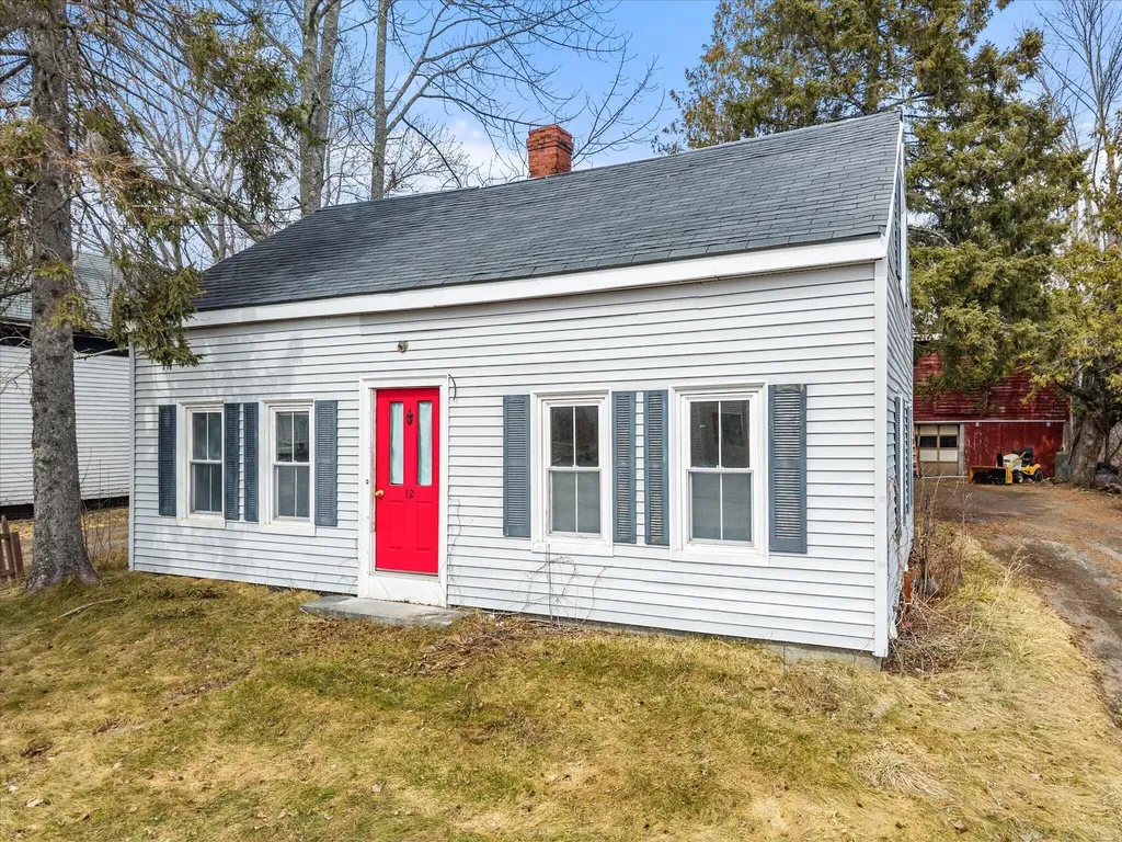 12 Western Avenue Hampden ME 04444