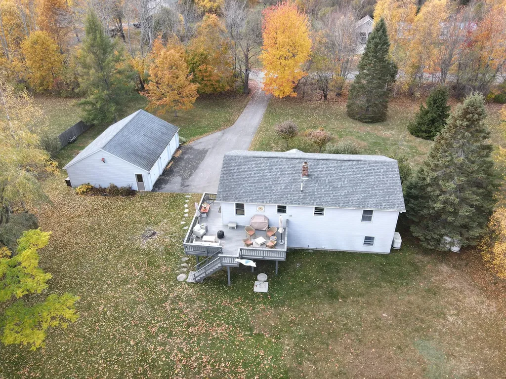 1013 Sunset Avenue Glenburn ME 04401