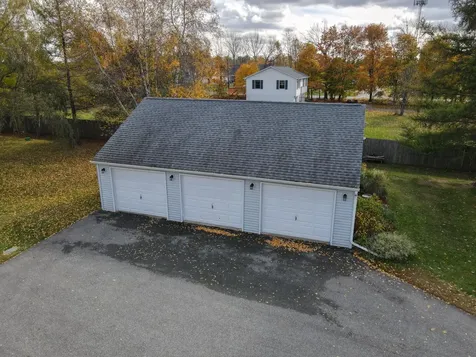 1013 Sunset Avenue Glenburn ME 04401