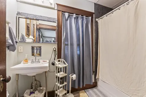 61 Roy Avenue Auburn ME 04210